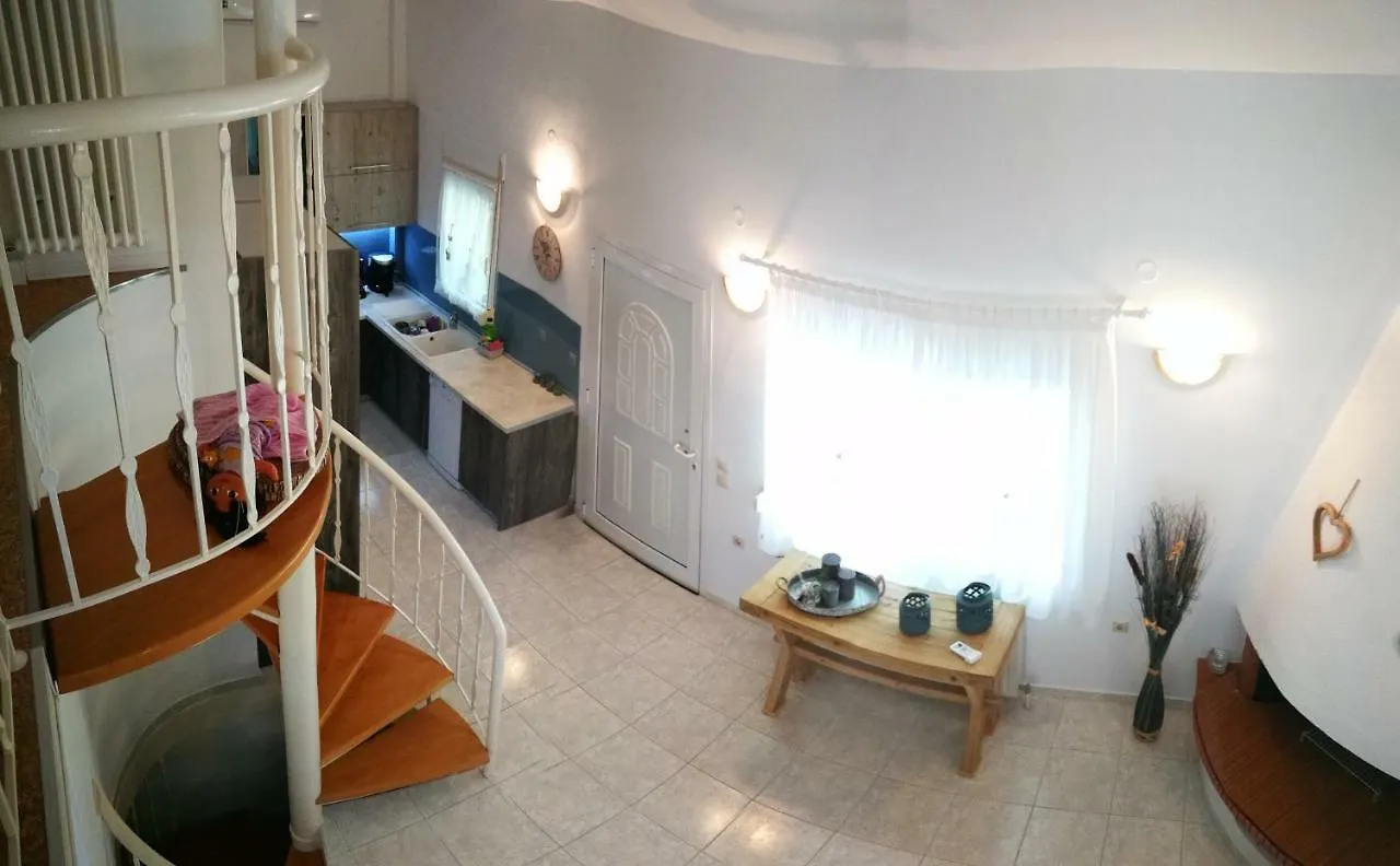 Holiday home Nirvana House Sani